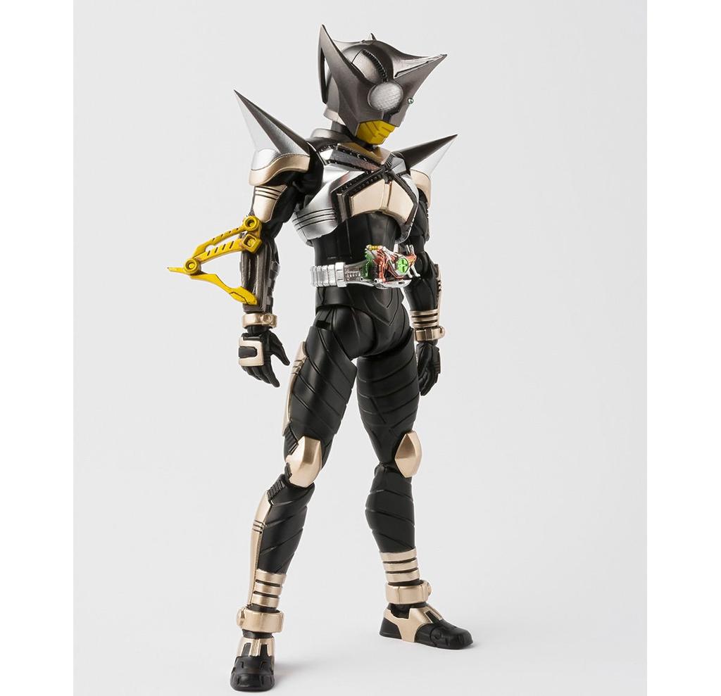 BANDAI Bone Carving Kamen Rider Punch Hopper Rider Web Shop Approximately 150mm S.H.Figuarts (Real Method) "Kamen Kabuto" (Tamashii Exclusive) Height