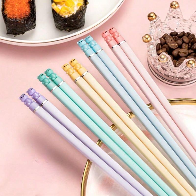 Reusable Chopsticks with Wheat Straw Handle Portable Travel Utensils for Sushi Noodles and Easy Cleaning Non-Slip Metal Design