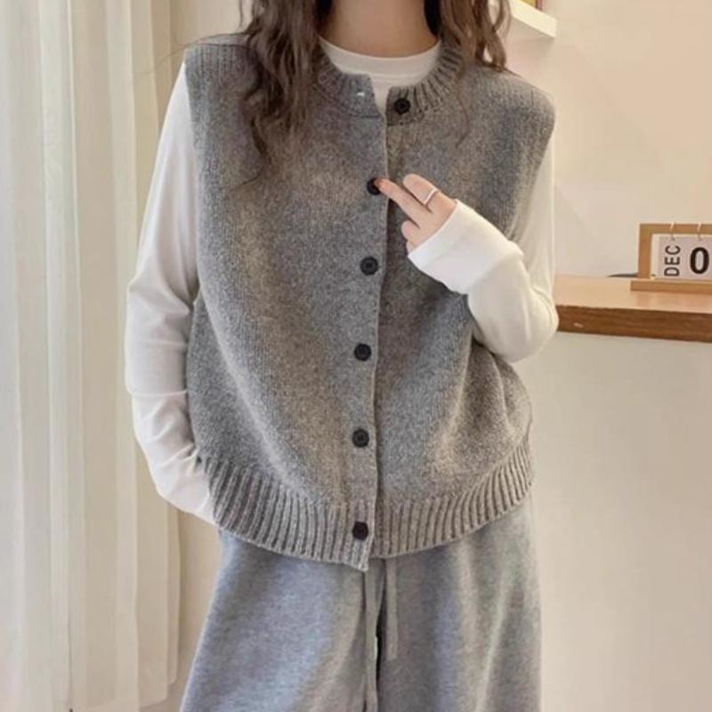 Round Neck Single Breasted Sleeveless Knit Vest Women Spring Autumn Korean Style Chic Grey Waistcoat Outerwear