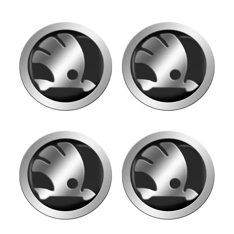 Samolepka na auto 4ks Krytka náboje kola auta Kovové znaky Samolepky Příslušenství Pro Skoda Octavia MK2 2 3 A5 A7 A8 Fabia Karoq Superb Rapid