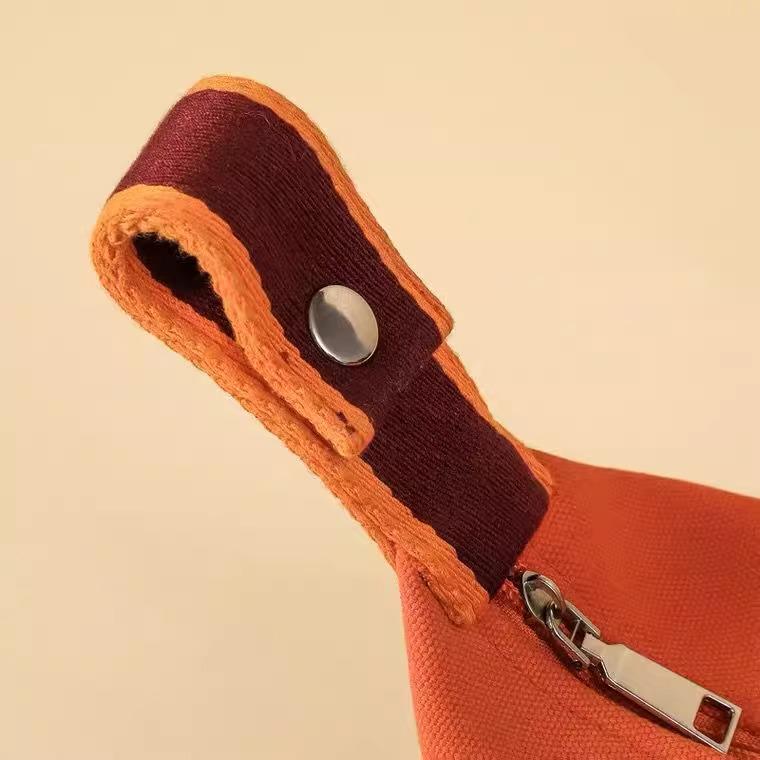 High-End Solid Color Makeup Travel Bag: Large Capacity, Three-Dimensional, Portable & Simple Design