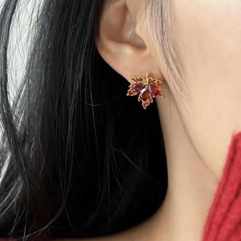 Fashion Red Maple Leaf Earrings For Women Metal Jewelry Gift Earrings