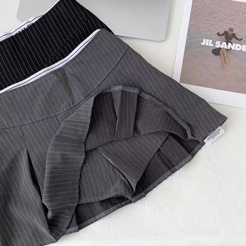 Jupe Patineuse Grande Taille Vintage Fille Chaude Amincissante Petite Jupe Mini Plissée Jupe Pantalon Polyvalente Décontractée JK pour Femmes