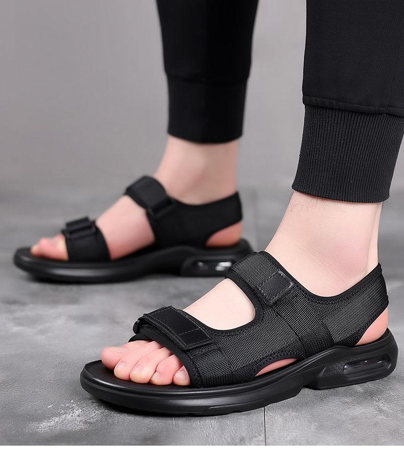 New Shoes for Men Fashion Sandals Summer Fashion Hollow Out Slipper Youth Outdoor Soft Sole Beach Shoes