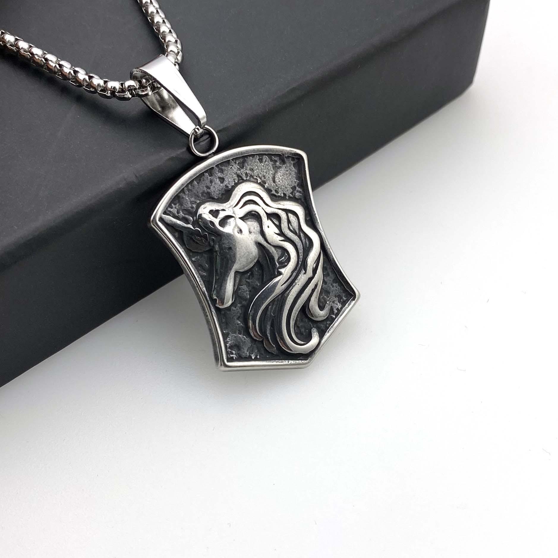 

Ожерелье Ретро Единорог Тренд Хип-Хоп Панк Кулон 50CM(Necklace Size)