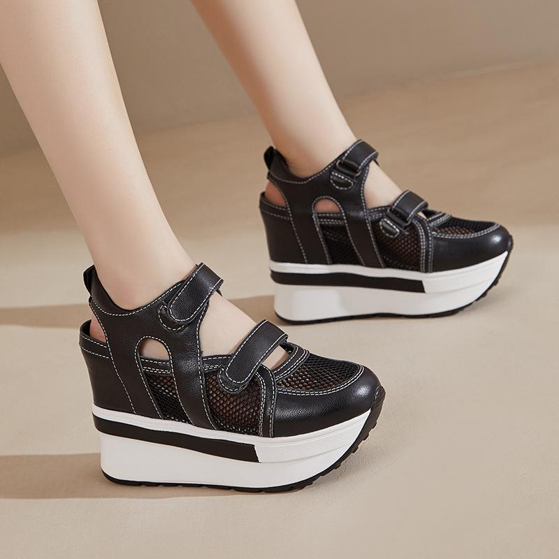 

Летние новые туфли на толстой подошве, сандалии из первого слоя коровьей кожи, сетчатые повседневные маленькие белые туфли, танкетка, увеличивающие рост, студенческие туфли 40