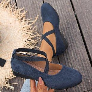 Spring and summer black matte crossheeled single shoes, comfortable softsoled shallowmouth women's shoes, commuting versatile ma