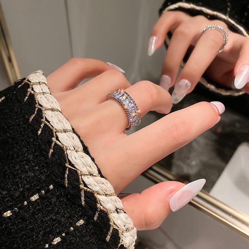Sleek Luxury Zircon Ring: Trendy Open Index Finger Design for Women