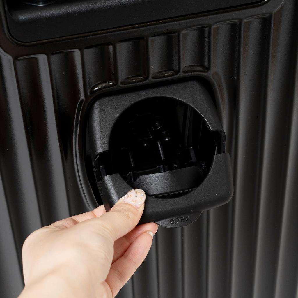 Small Double with Drink Silver [Basic Land] Carry-on Suitcase, Size, 33L, Quiet, Casters, Holder, 3.6kg,