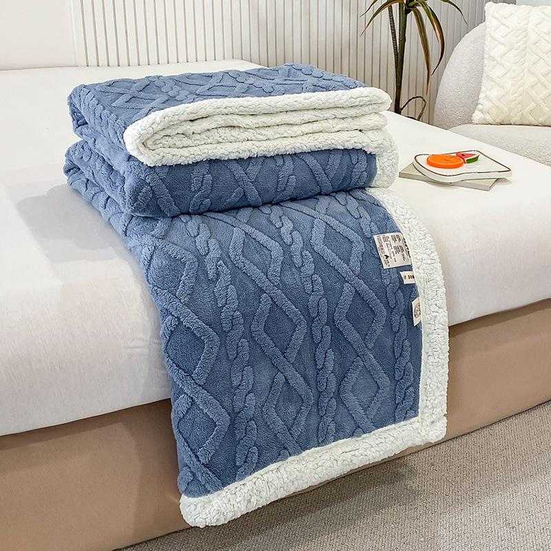 

Бархатное одеяло Tafu — это мягкое и теплое толстое одеяло, которое удобно, размером 150 x 200 сантиметров. One Size синий