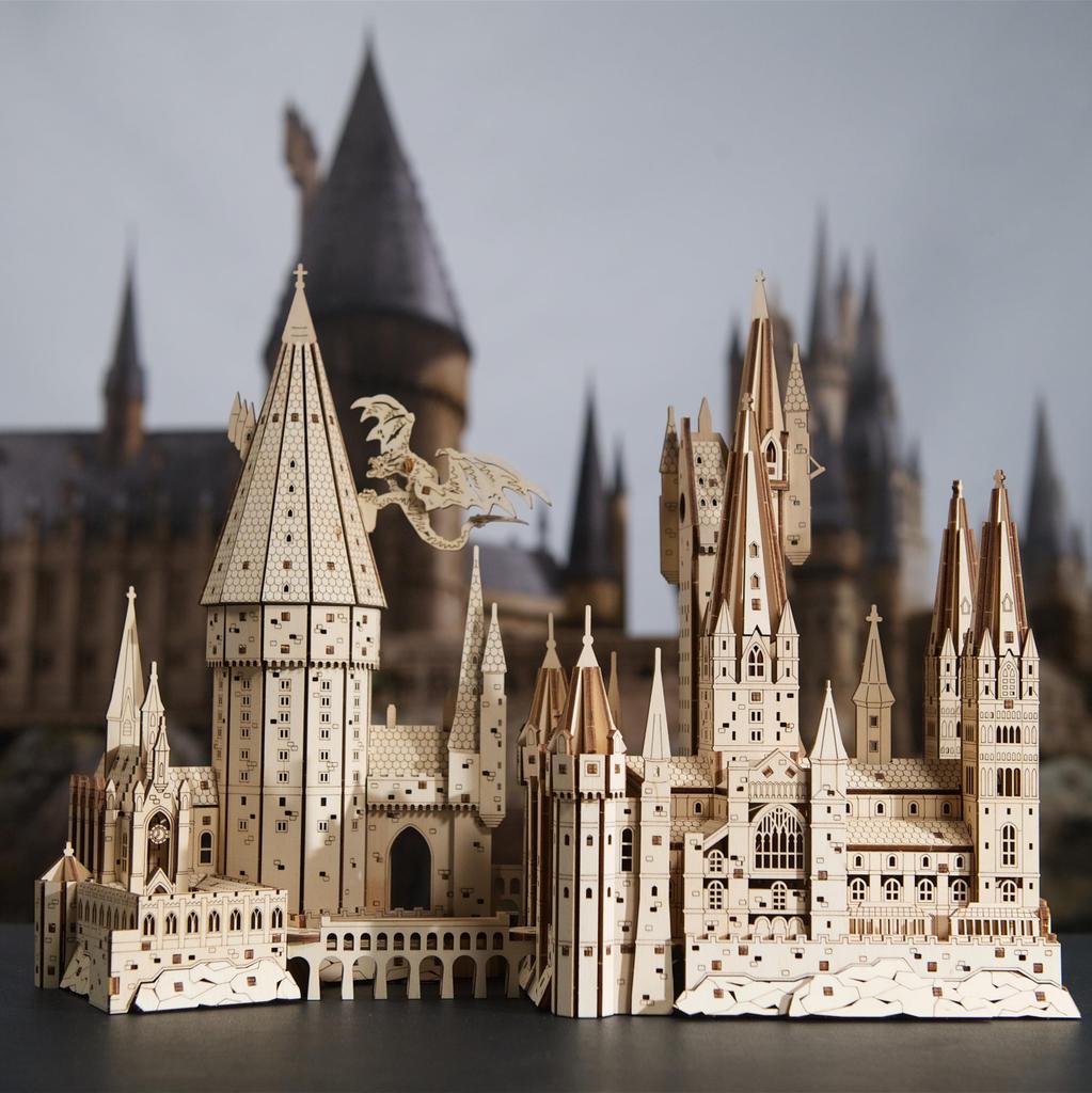 Ugears Harry Potter Hogwarts Castle 70256 Wooden No Glue or Tools 3D Adult Puzzle, Required, Puzzle,