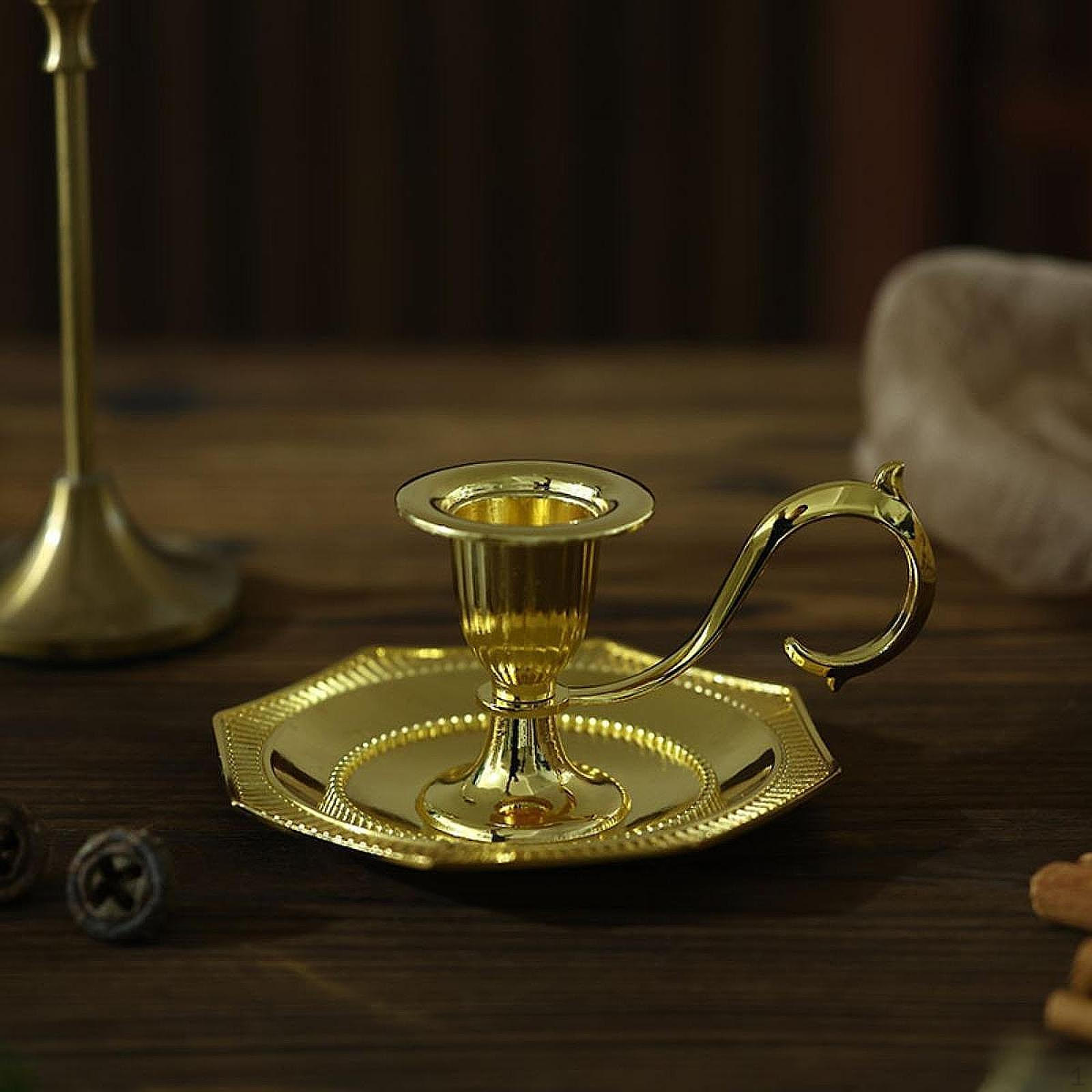 

Металлический подсвечник с ручкой для свадеб и мероприятий золотистый