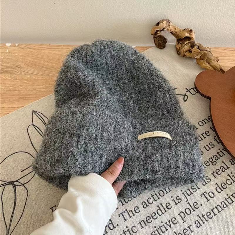 Autumn and Winter Wool Pile Hats with Large Head Circumference Versatile Casual Cold Hats Warm Hats Couple Ear Protection Knitted Hats