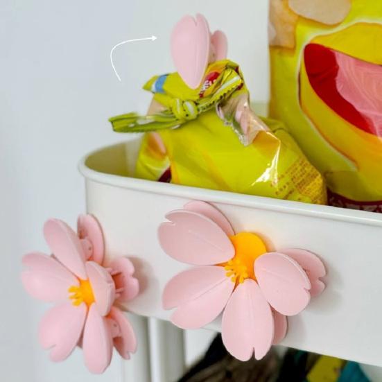 Clip Double-Layer Flowers Magnetic Fridge Magnets Snack Bag Sealer