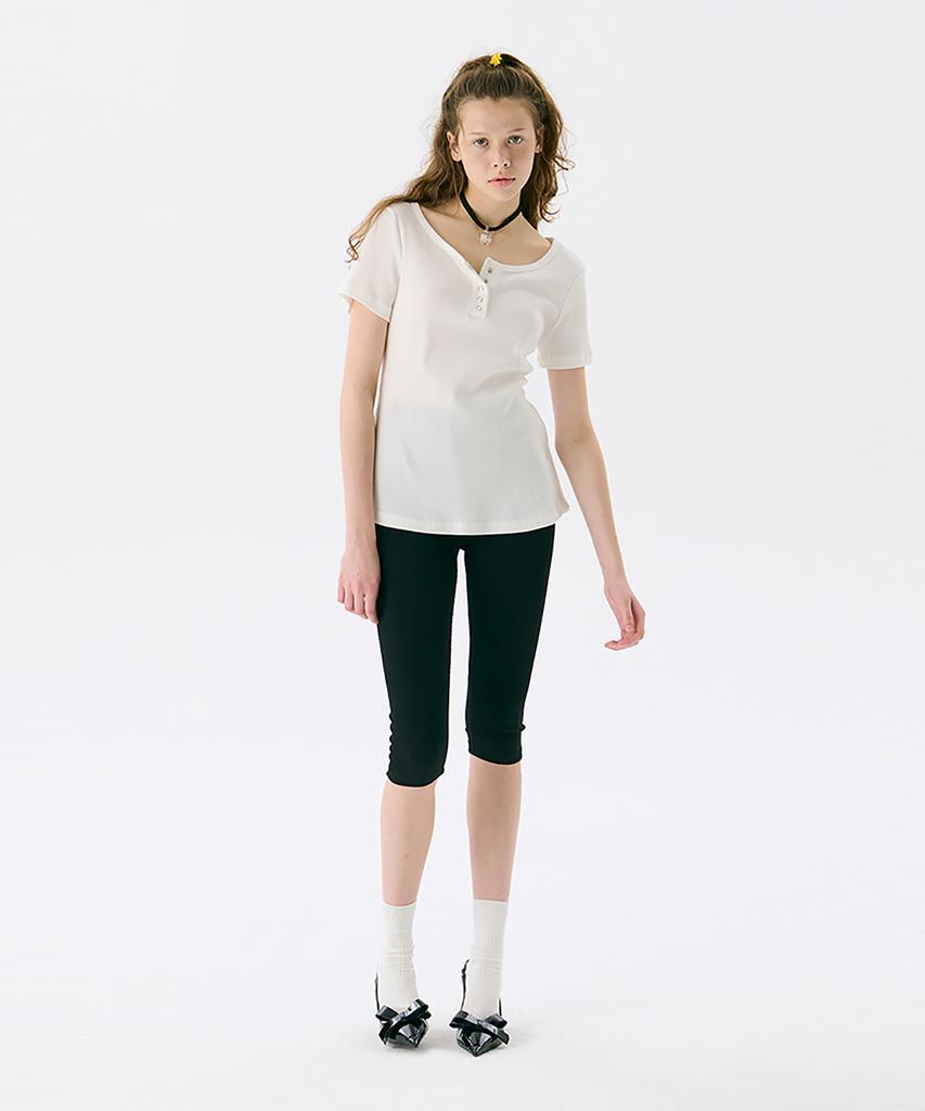 JUNEJUNE SPACE Henry Neck Half T_White