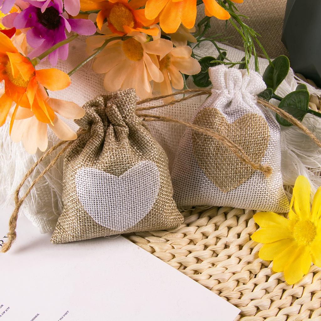 10/20pcs Natural Burlap Gift Drawstring Bags Heart Linen Jute Candy Gift Packaging Bag Wedding Pouches for Guest Birthday Party