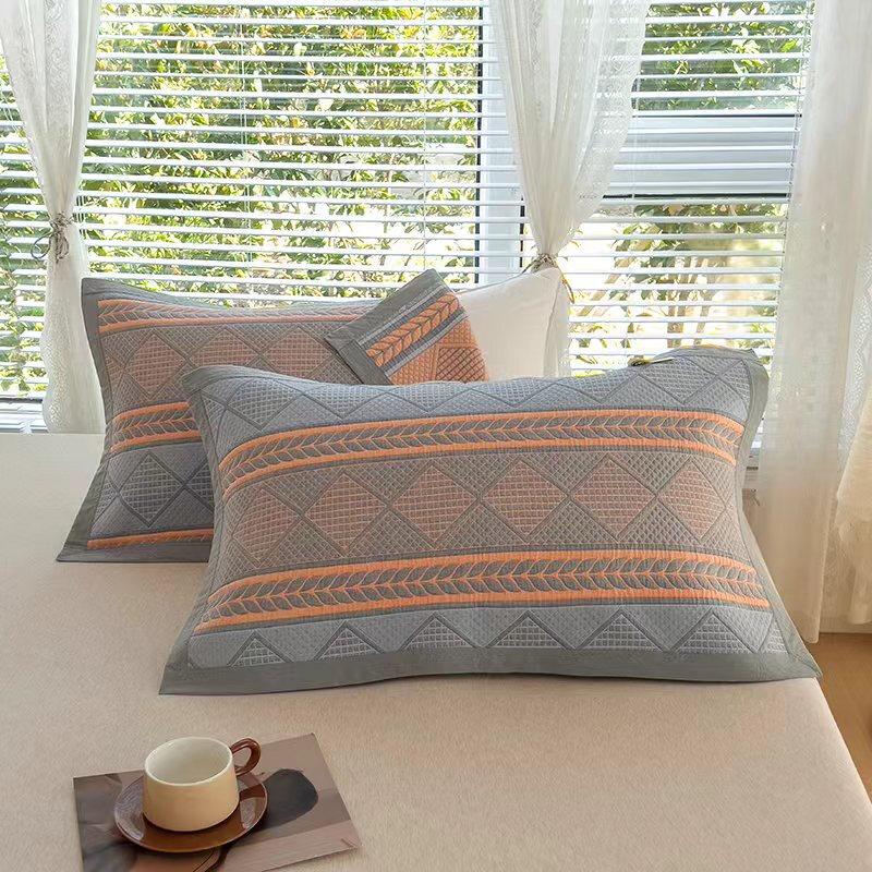 Breathable Summer Quilt & Pillowcase Set