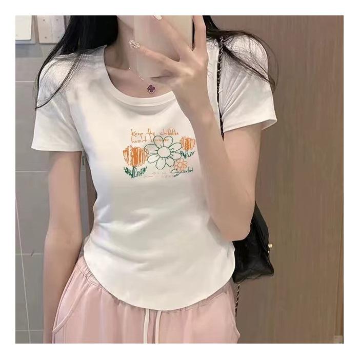 

Шикарная хлопковая футболка с изогнутым низом, женская, с короткими рукавами, летняя новинка, корейская версия, облегающая, с нерегулярным полурукавом, короткий топ M