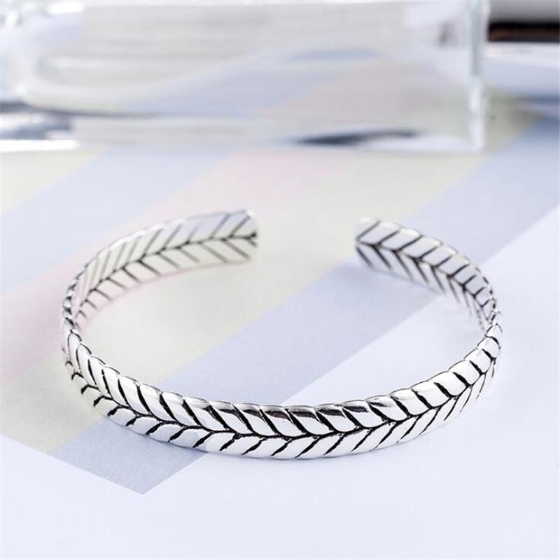 New Snake Grain Creative Braided Bracelets 925 Sterling Silver Jewelry Personality Leaf Exquisite Popular Bangles Sl078