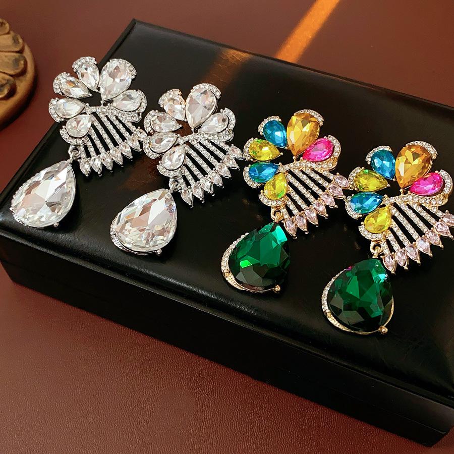 Dopamine Inlaid Rhinestone Exaggerated Flower Droplet Pendant Drop Earring for Women Medieval Exquisite Luxury Designer Zircon