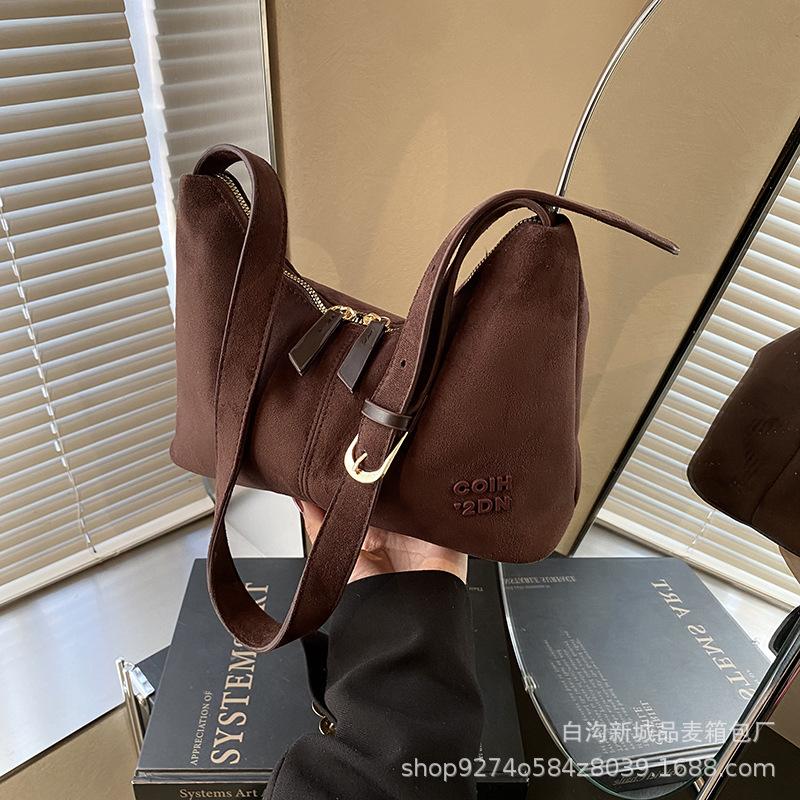 

Производитель замшевая маленькая сумка подмышку женская 2025 новая осень и зима ретро портативная плечевая сумка мессенджер