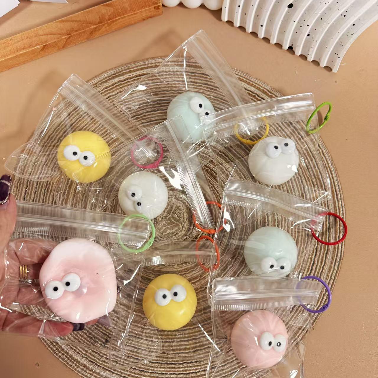 

Tomato Persimmon Simulated Fluid Bag Toy - Stress Relief for Children