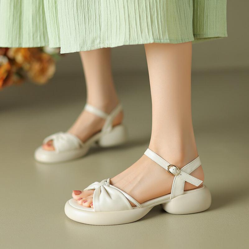 Neue Studentensandalen Damen Rundkopf Schnalle Bequeme Mädchen Plateausandalen Einfarbig Sommer Damen Ein-Wort-Sandalen