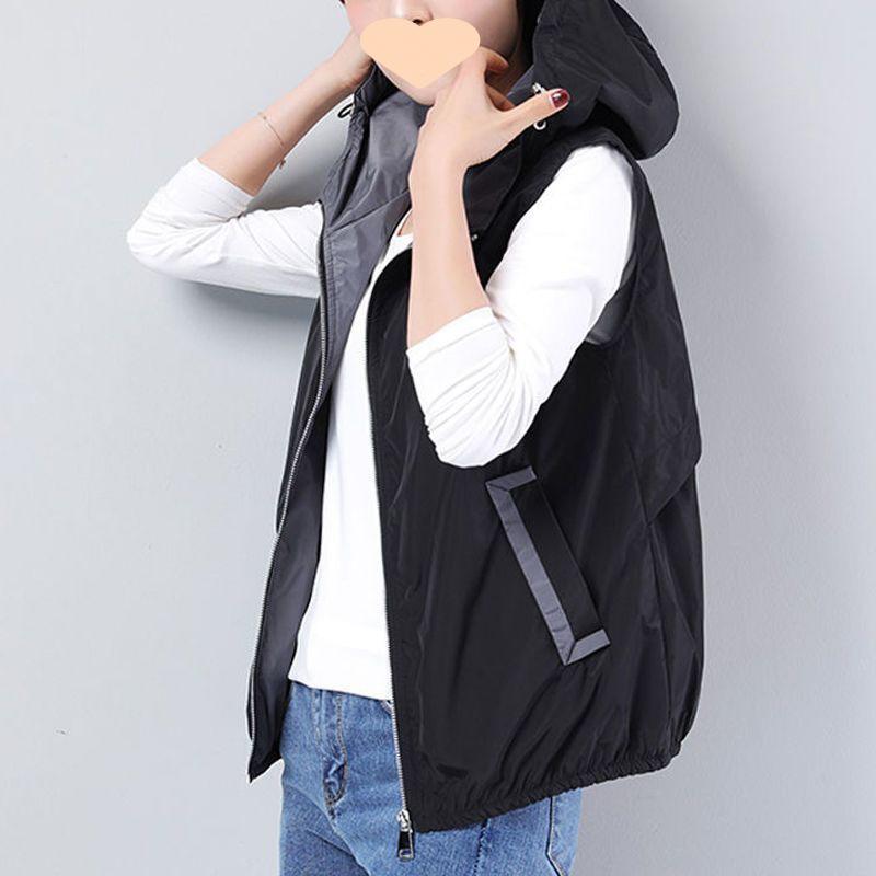Women Vest Sunscreen Hooded Vest Women Fashion Sleeveless Jackets Coats Female Short Waistcoat Outerwear Plus Size