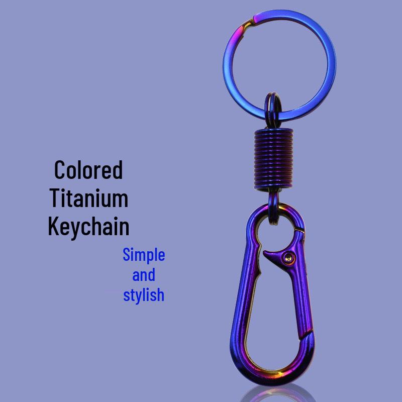 Creative High-End Men's Motorcycle Keychain Pendant with Anti-Lost Feature