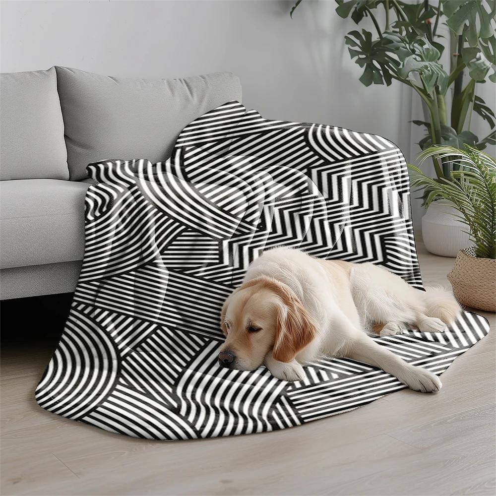 Abstract Striped Blanket Microfiber Flannel Cover Blanket Bedroom Living Room Sofa Soft And Comfortable Home Decoration