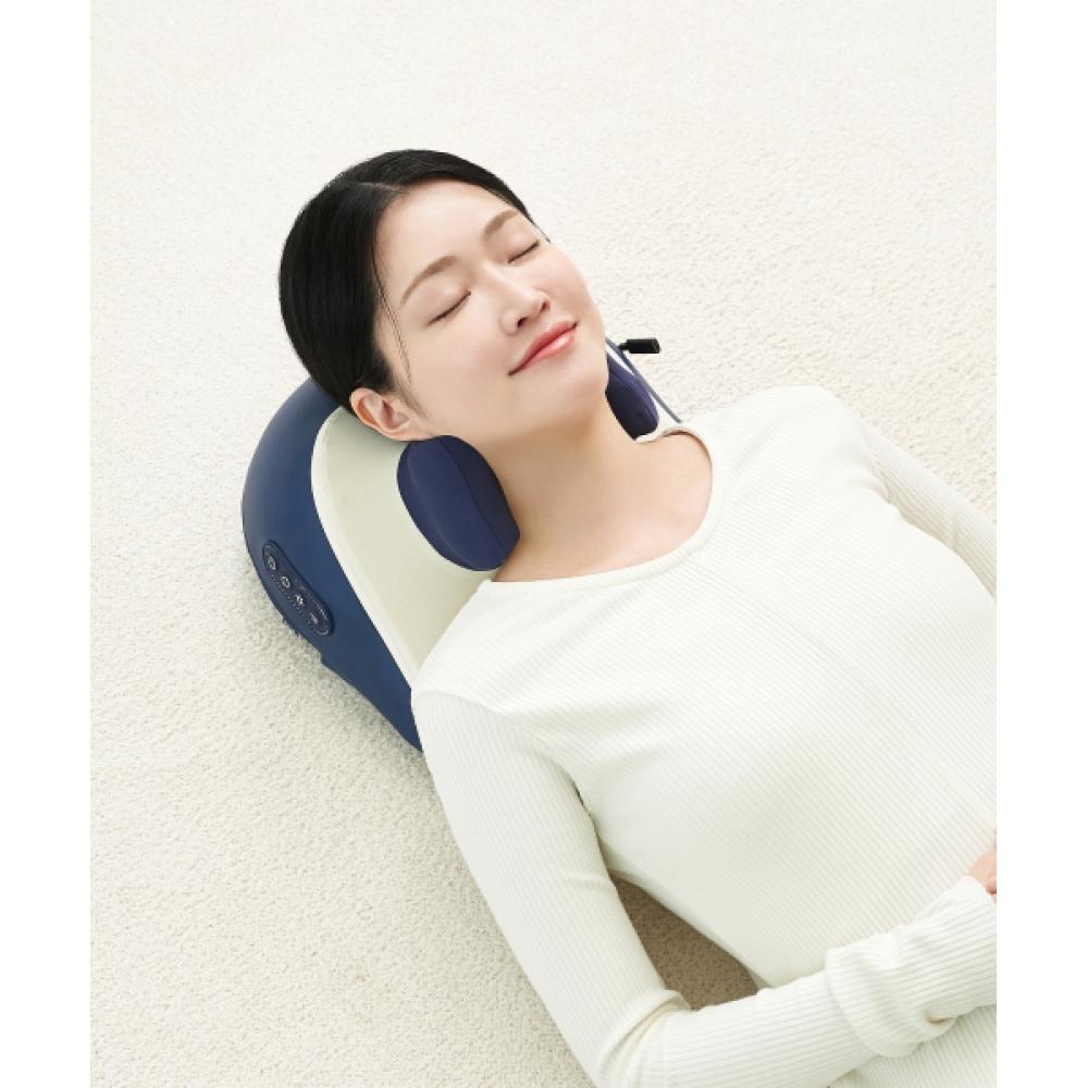 

Sloom Neck Shoulder Pro Enjoying The Touch Of An Expert At Home 2 neck shoulder pros