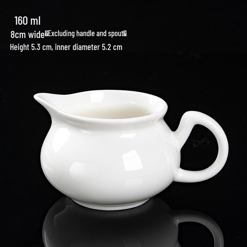 

Китайский сине-белый фарфоровый чайный сервиз: Гун Дао Бэй, Молочник, Ситечко для чая Default