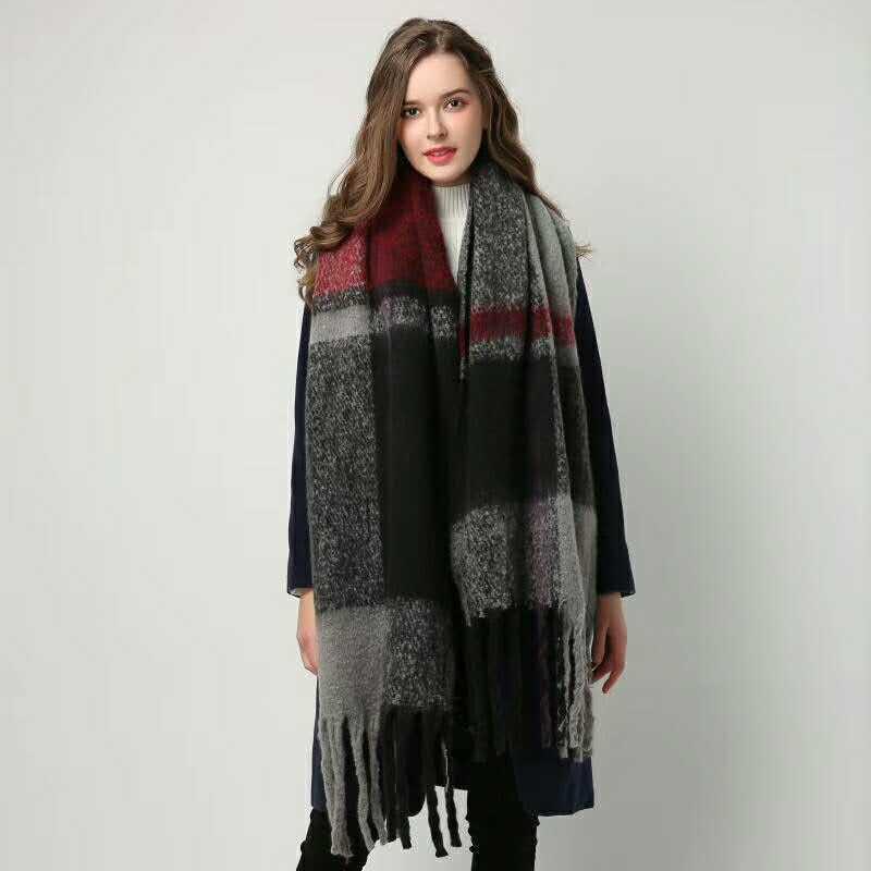 Winter Thick Warm Plaid Cape Wraps Female Bandana Pashmina Luxury Cashmere Womens Scarf Long Tassel Female Foulard Thick Blanket