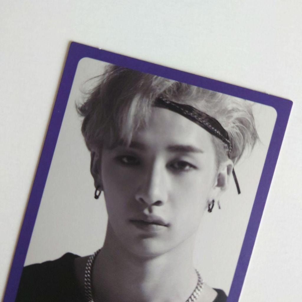 [USED] Stray Kids Limited Edition Purple Frame Bang Chan Trading Card Rare