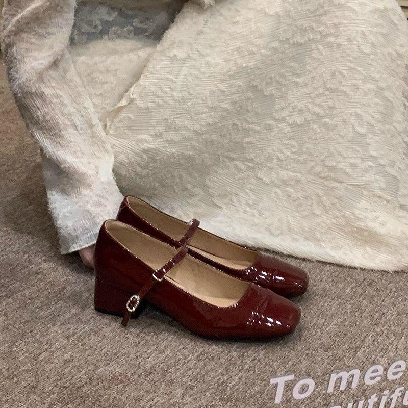 Gentle fairy style, elegant temperament, thick-heeled single shoes, summer with skirts to increase height and thin, thick-heeled Mary Jane shoes