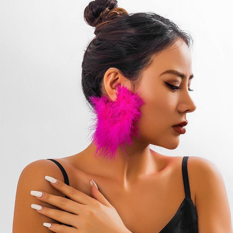 Long Feather Hoop Earrings for Women, European and American Style 2026 New Exaggerated Trendy Influencer Accessories for Travel Photography
