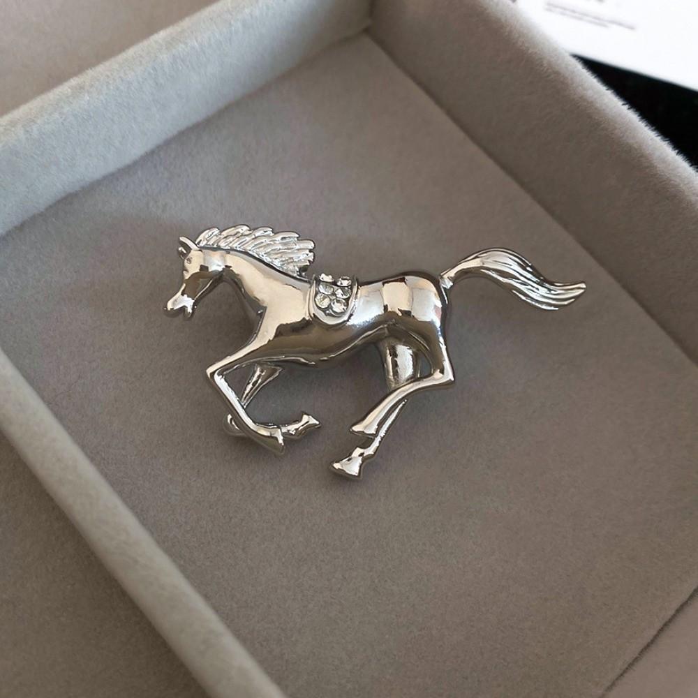 Chinese New Year Metal Horse Brooch Jewelry Accessories Animal Lapel Pins  New Year Gifts