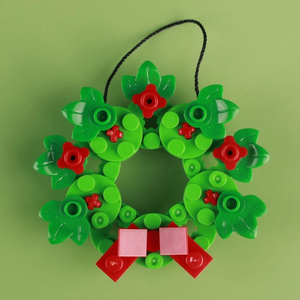 Winter City View Merry Christmas Decoration Flower Wreath Building Blocks House Home Santa Claus Figures Snow Window Bricks Toys