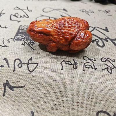 Natural Cypress Wood Carving Lucky Golden Toad Hand Handle Piece Tea Pet Car Ornament Real Wood Golden Toad Animal Men Play