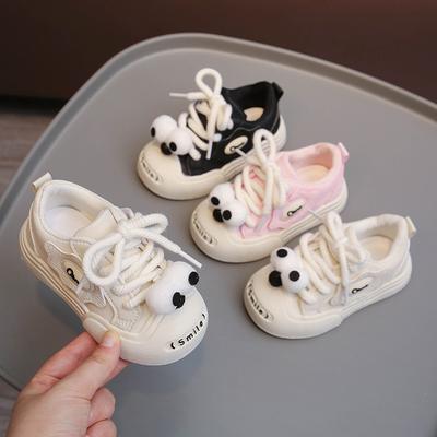 Chaussures de skate pour enfants 2025 printemps et automne filles mignonnes chaussures de sport de dessin animé garçons chaussures simples tendance chaussures d'école primaire antidérapantes