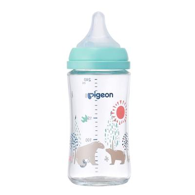 Pigeon Breastmilk Feeling Baby Bottle 240ml for 3 Months and Up Made of Glass That Cools Quickly Bear and Hygienic Heat-resistant Scratch-resistant