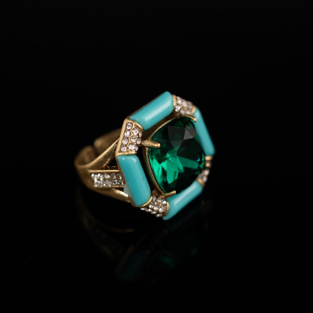 Medieval Copper Alloy Ring, Retro Court Style, High Sense Female Designer Temperament, New Ring