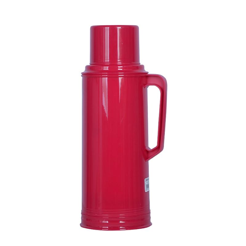 

Compact 2L Classic Hot Water Bottle – Insulated Thermos with Plastic Shell for Dorm Use, 5 lbs