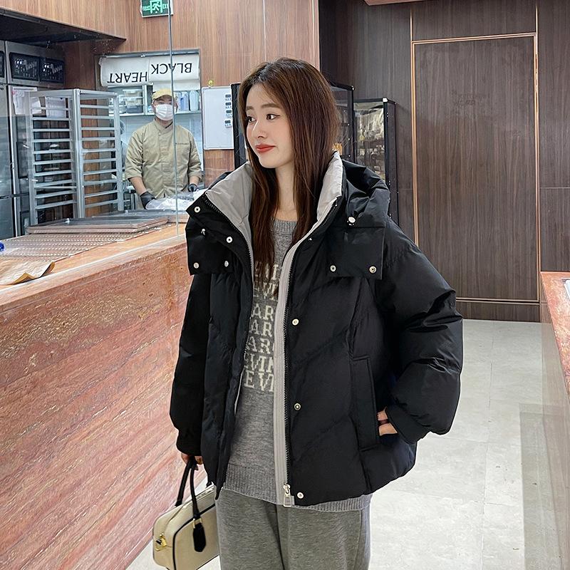 Down jacket women's winter 2024 new small short fashionable loose thickened white duck down high-end foreign style jacket