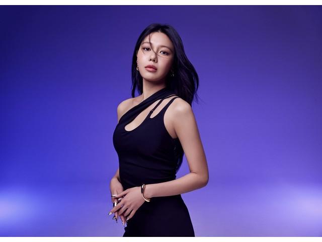 SooYoung Unstoppable [CD+STYLE BOOK] First Limited Edition AVCD-61475 K-Pop NEW