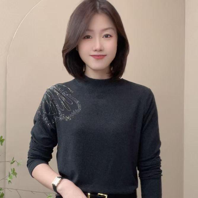 Elegant Butterfly Hot Drilling Long Sleeve Top - Semi-High Neck, Age-Reducing, Tummy-Concealing Base Layer for Mom, Autumn/Winter Fashion.