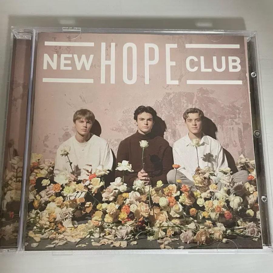 

New Hopkle New Hope Club Regular Vol. 1