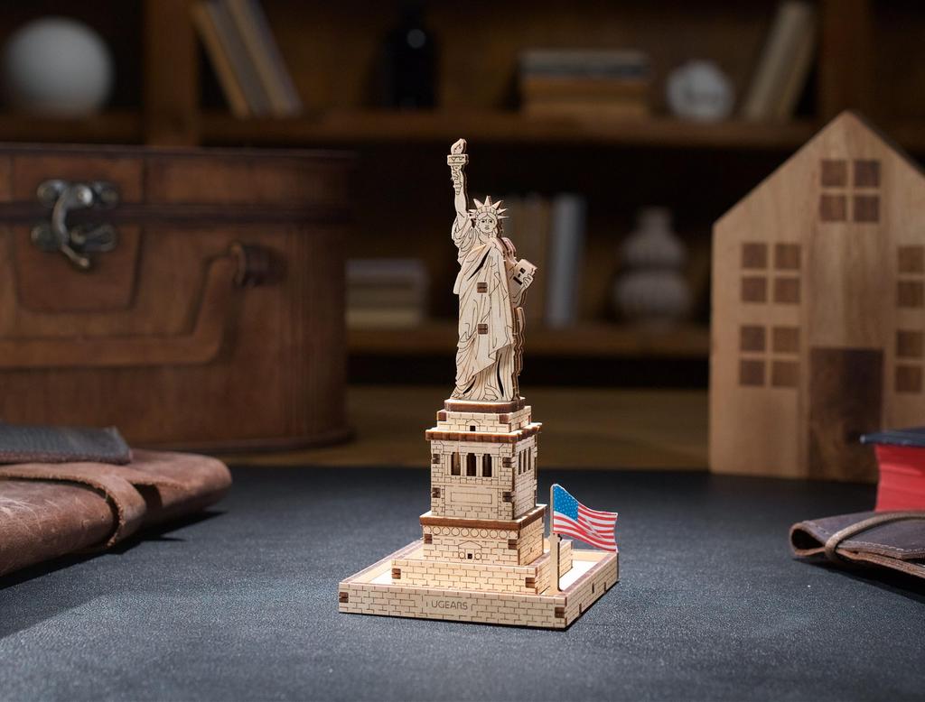 Ugears Statue of Liberty 70247 Wooden Puzzle No Glue or Tools Required 3D Puzzle Includes Assembly Instructions - - - - Beginner-Friendly
