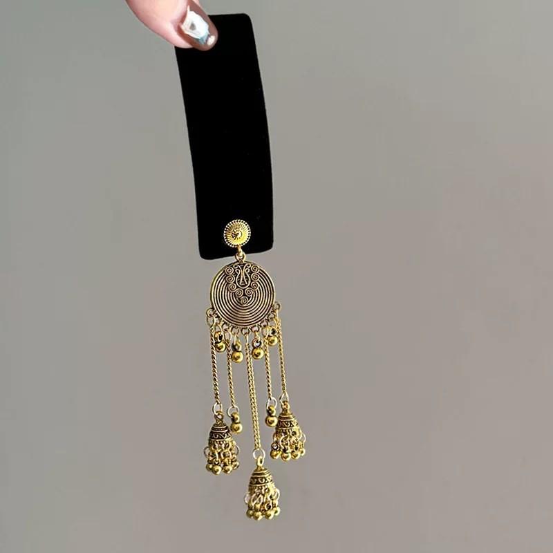 Hanfu Jewelry Hair Clip With Silver Bells And Tassels For Women Winter 2024 Style6