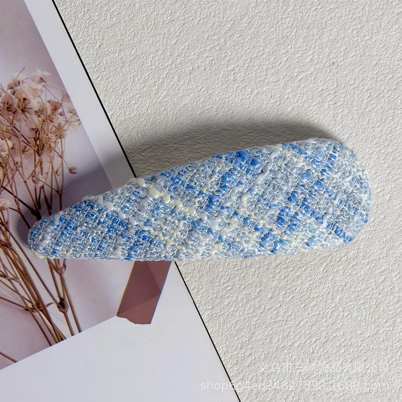 Korean Floral Plaid Triangle Hairpin for Spring-Summer - Clip for Flyaway Bangs and Sides
